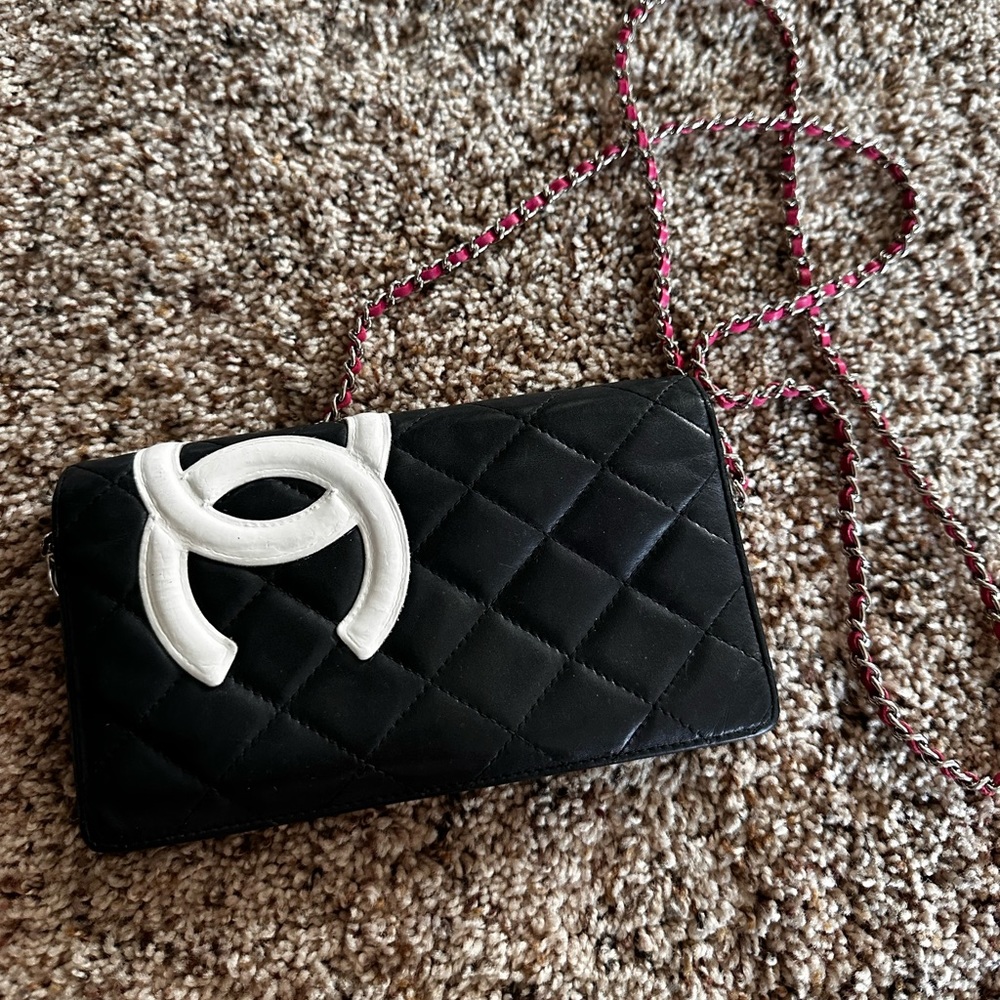 Chanel Wallet on Chain